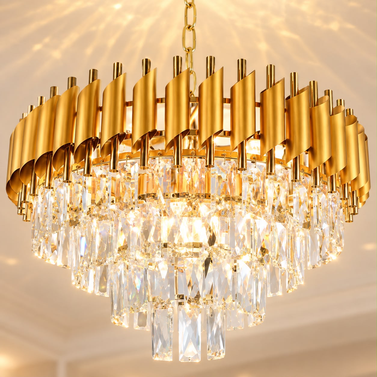 Calysta – Lustre en cristal doré